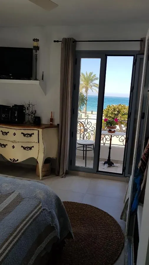 Maison De Charme Le Temps D'Une Pause Vila La Herradura  Espanha
